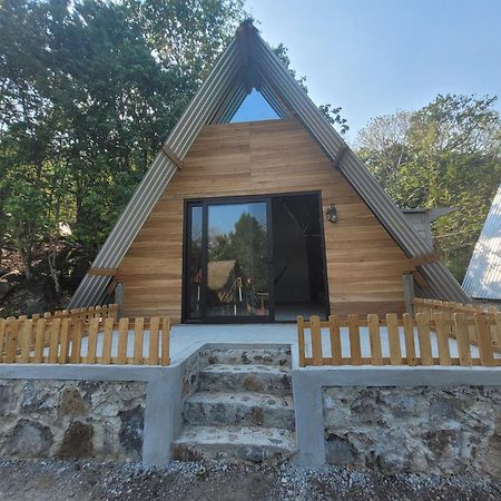 Pachamaya River Hostel Lanquin Ngoại thất bức ảnh