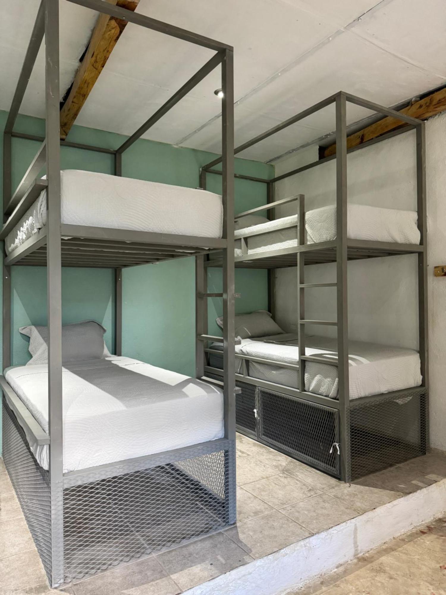 Pachamaya River Hostel Lanquin Ngoại thất bức ảnh