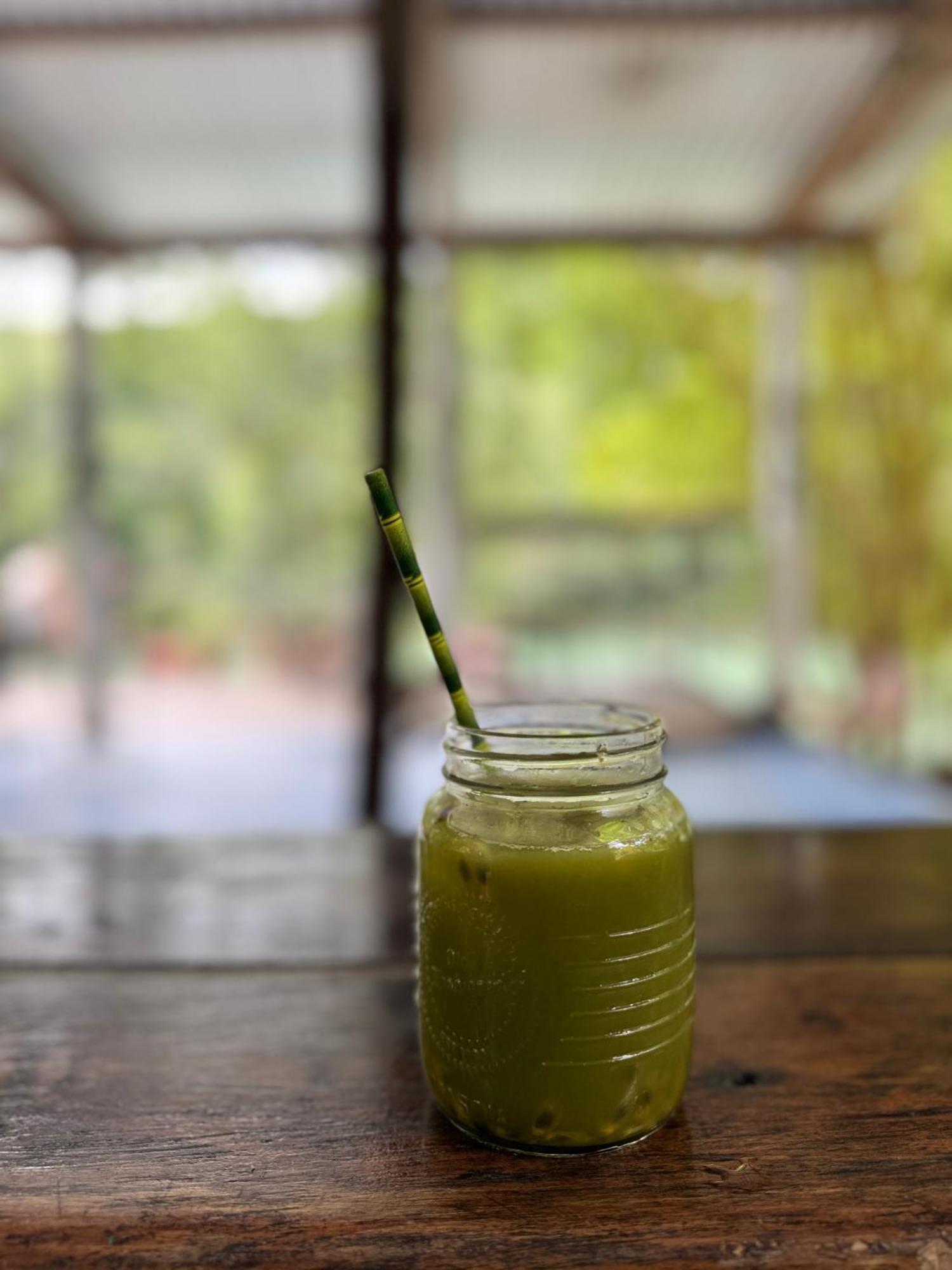 Pachamaya River Hostel Lanquin Ngoại thất bức ảnh