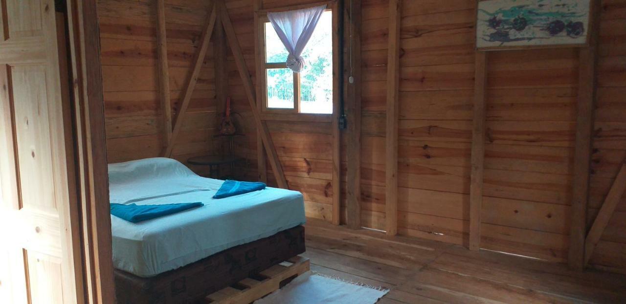 Pachamaya River Hostel Lanquin Ngoại thất bức ảnh