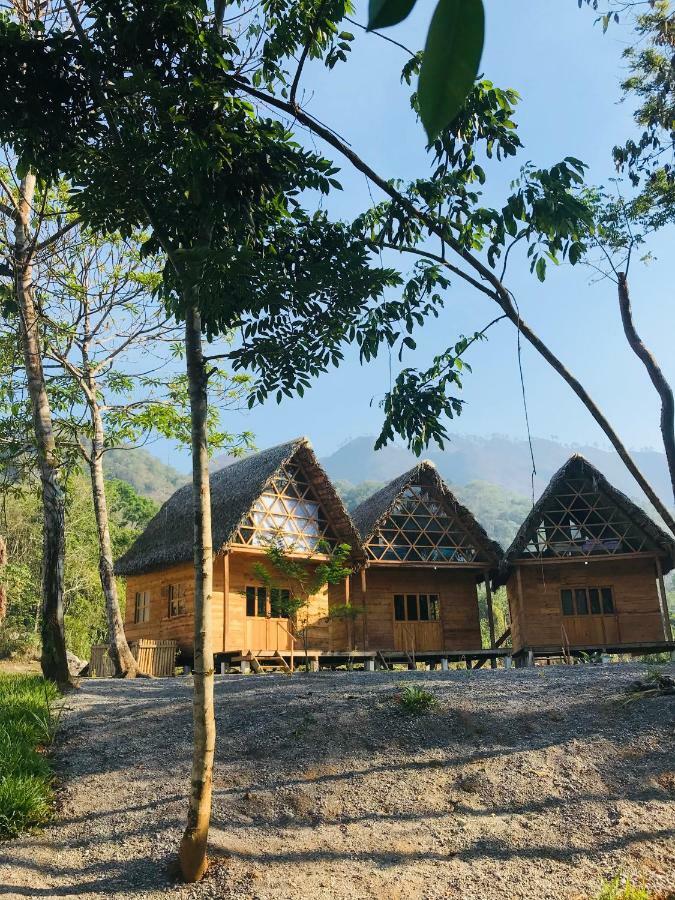 Pachamaya River Hostel Lanquin Ngoại thất bức ảnh