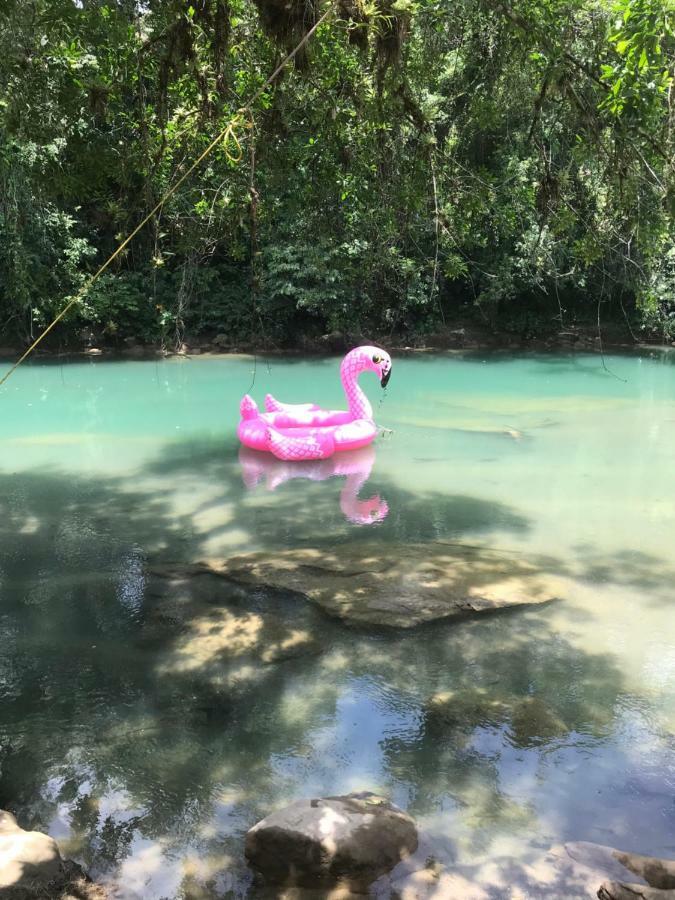 Pachamaya River Hostel Lanquin Ngoại thất bức ảnh